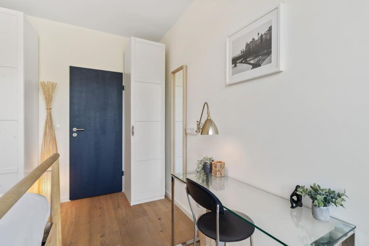 Appartement Elegant 1br Apt, Balcony, Pool, Central Location Luxemburg