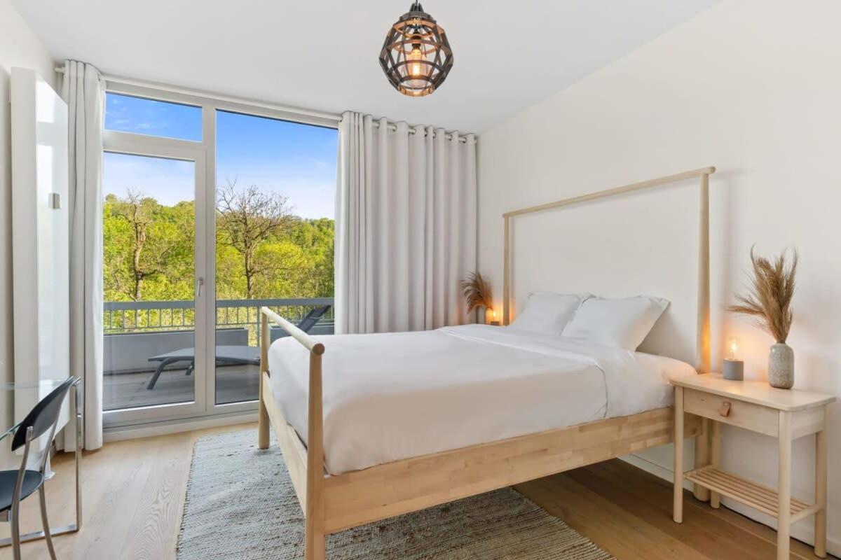 Appartement Elegant 1br Apt, Balcony, Pool, Central Location *